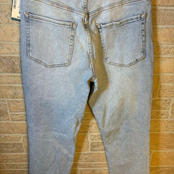 NWT Aeropostale Stretch Mom Jean Real Original Denim Size 4R - Picture 6 of 8